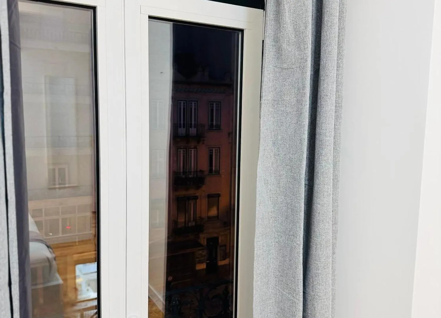 Suites Almirante Reis - Arroios Lisboa 0*,  Portekiz