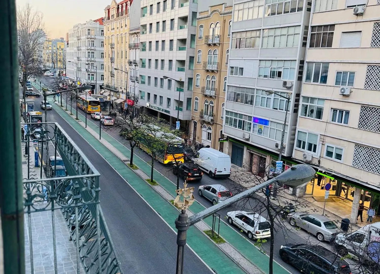 Pansiyon Suites Almirante Reis - Arroios Lisboa Portekiz